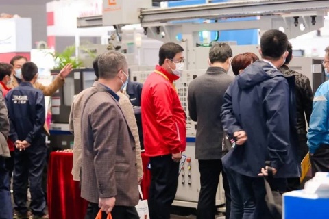 青岛国际金属加工设备展览会展会现场图片