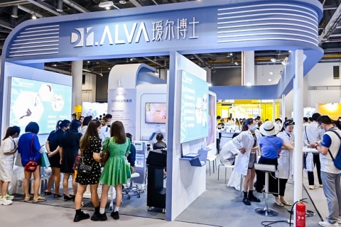 杭州美妆创新展-CIE化妆品创新展展会现场图片