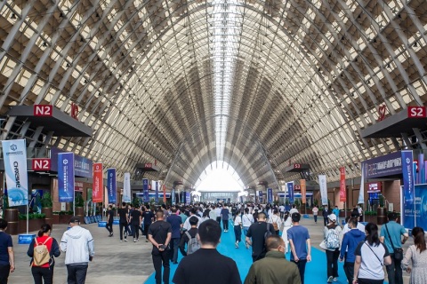 青岛东亚海洋博览会展会现场图片