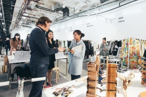 上海时装周-上海服装服饰展展会现场图片