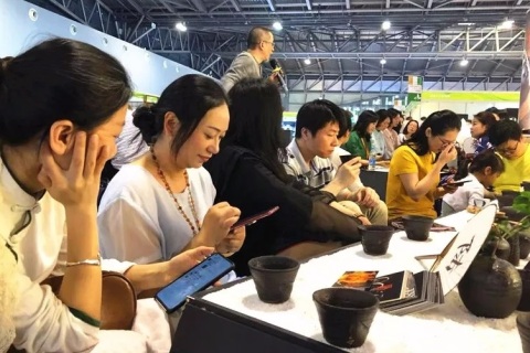 上海国际茶业交易博览会展会现场图片