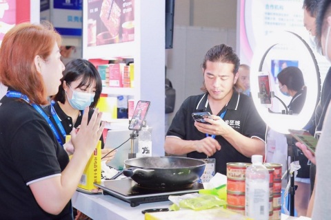 杭州食品电商选品博览会-私域团长大会展会现场图片