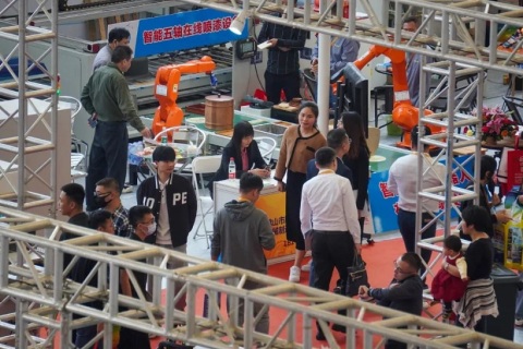 中国顺德（伦教）国际木工机械暨家具原辅材料博览会展会现场图片