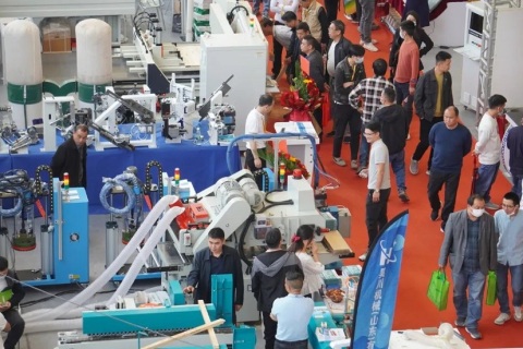 中国顺德（伦教）国际木工机械暨家具原辅材料博览会展会现场图片