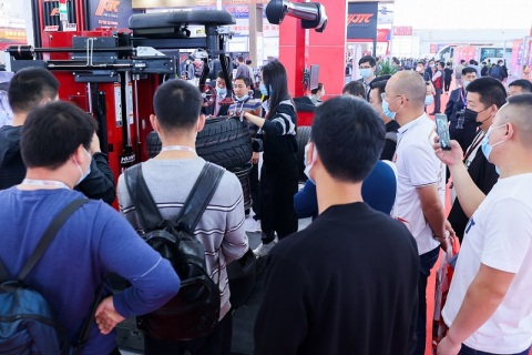 中国国际汽保汽配展-北京汽配展展会现场图片