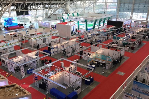 成都国际分析测试、生化诊断技术、实验室技术设备展览会展会现场图片