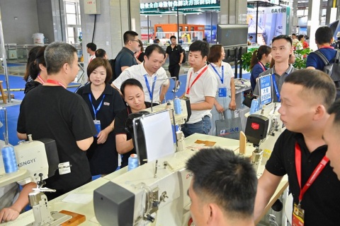 东莞国际缝制设备展览会展会现场图片