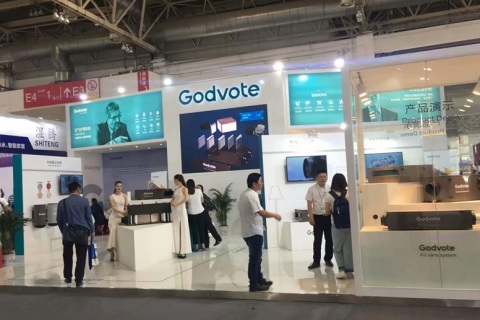 郑州供热、供暖、热泵展览会展会现场图片