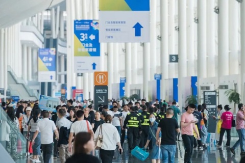 成都供热通风空调及舒适家居系统展览会展会现场图片