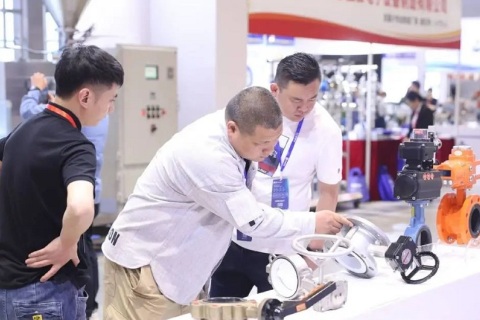 济南化工展展会现场图片