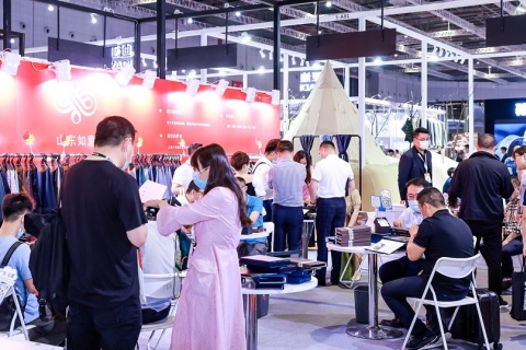 深圳服装定制展展会现场图片