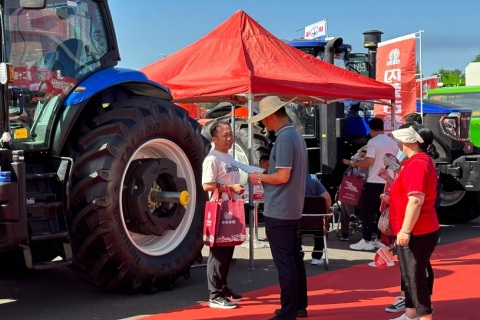 内蒙古呼和浩特乳业展览会展会现场图片