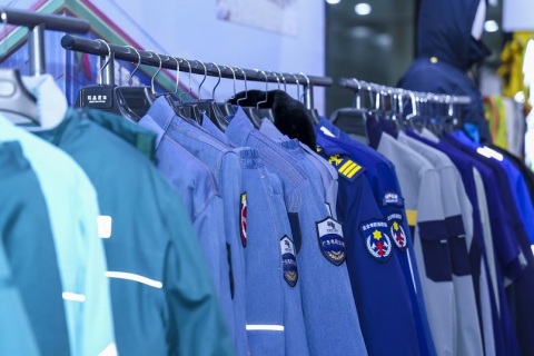 中国（重庆）职业服装供应链博览会展会现场图片