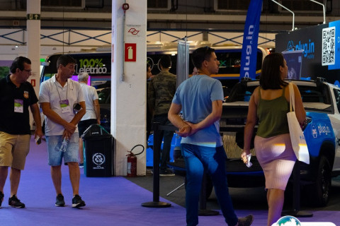 巴西圣保罗新能源电动车展览会展会现场图片