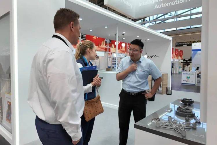 出海尖子生！华工激光亮相2025德国慕尼黑国际光博会