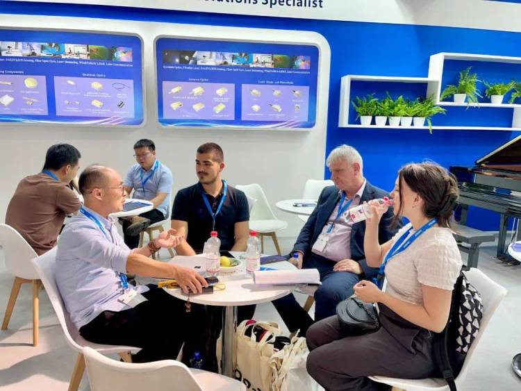 武汉中科锐择亮相2025年德国慕尼黑光博会