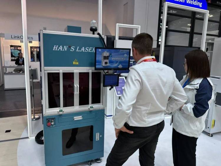 从德国发回报道丨中国自动化焊接技术惊艳2025慕尼黑国际光博会，大族展台成必打卡点！