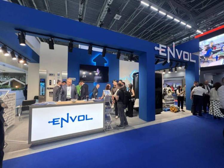 Russian Elevator Week 2025 | 英沃电梯携智慧垂直交通解决方案，绽现俄罗斯电梯展