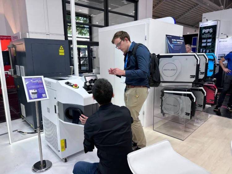 从德国发回报道丨中国自动化焊接技术惊艳2025慕尼黑国际光博会，大族展台成必打卡点！