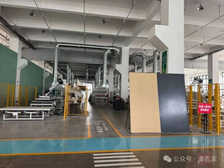 【越南展直击 Day 2】柔石家闪耀2025年胡志明建材展，智造实力引关注，诚邀您共鉴未来！