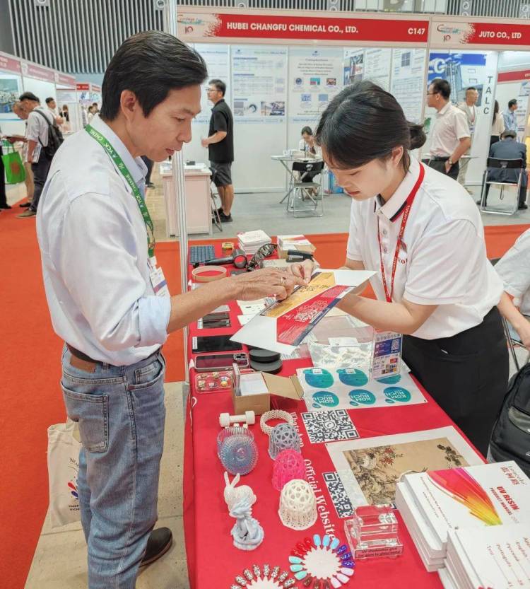 蓝柯路二次闪耀2025年越南涂料展，以创新之力领航未来