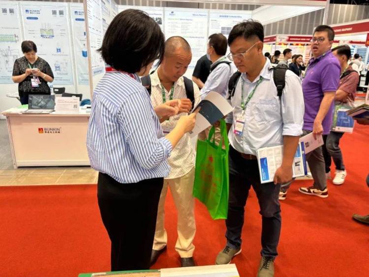 圆满收官|湖北领固2025越南涂料展