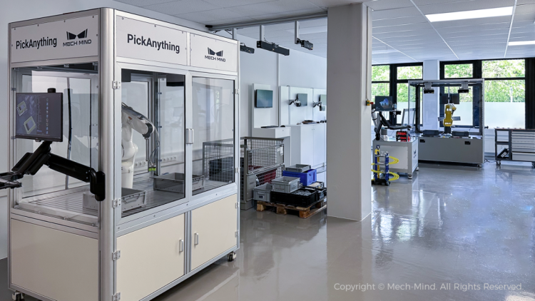 慕尼黑automatica 2025 | 梅卡曼德第三次亮相全球顶级自动化展，展出多项前沿具身智能技术及应用