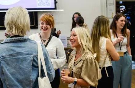 2025年英国曼彻斯特国际家具及装饰展览会：英国最大夏季家具贸易展