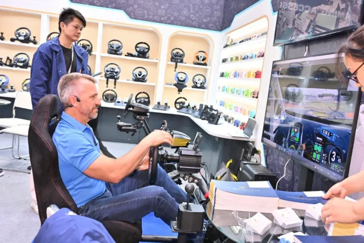 2025年中国香港国际秋季电子产品展暨国际电子组件及生产技术展聚焦创新科技