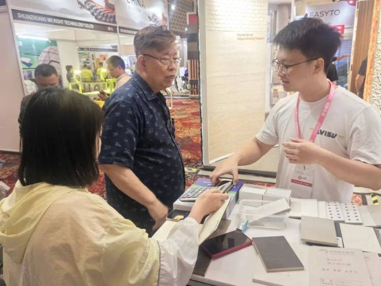 集团资讯|长乐亮相2025年印尼国际建材展，绿色建材扬帆东南亚市场！