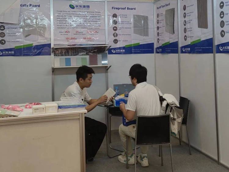 集团资讯|长乐亮相2025年印尼国际建材展，绿色建材扬帆东南亚市场！