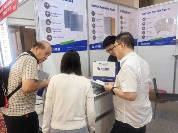 集团资讯|长乐亮相2025年印尼国际建材展，绿色建材扬帆东南亚市场！