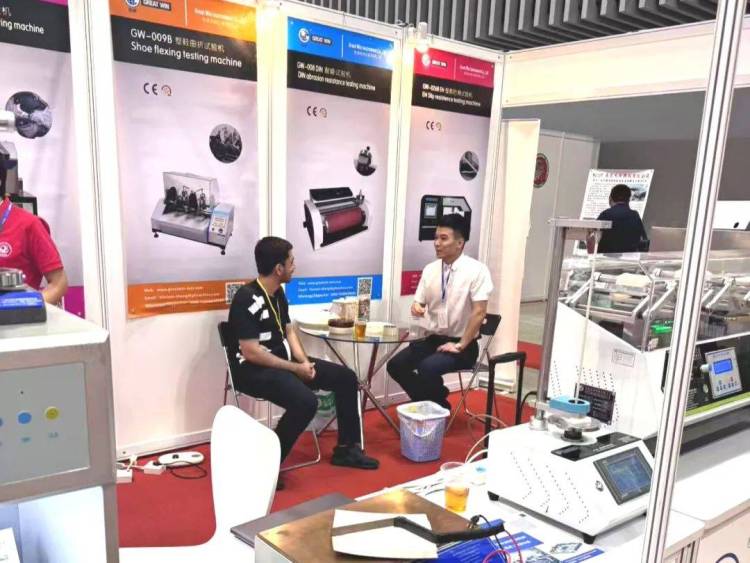 钜威仪器圆满落幕 | 2025年第25届越南国际鞋类、皮革及工业设备展
