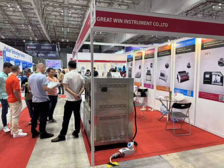 钜威仪器圆满落幕 | 2025年第25届越南国际鞋类、皮革及工业设备展
