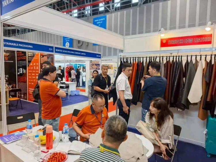 烟台制革第 25 届越南国际鞋类、皮革及工业设备展：拓展国际市场新机遇 · 奏响国际化新乐章