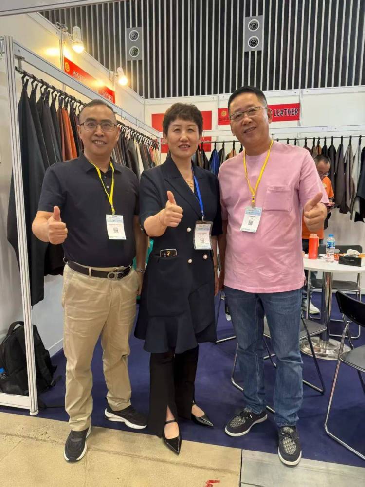 烟台制革第 25 届越南国际鞋类、皮革及工业设备展：拓展国际市场新机遇 · 奏响国际化新乐章