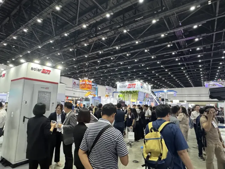 豪鹏科技亮相2025泰国国际可再生能源展--助力泰国绿色转型，共创可持续未来