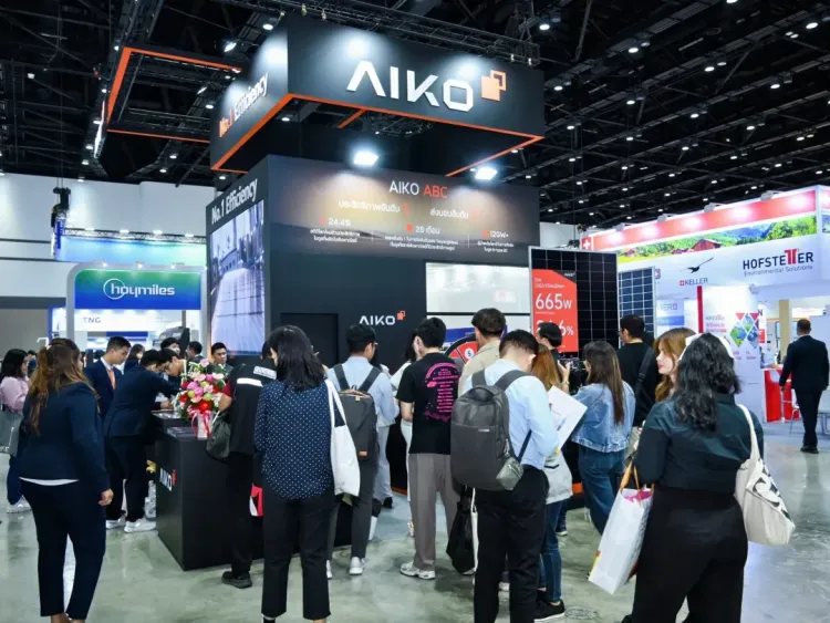 爱旭ABC亮相2025年泰国可再生能源展，创新引领零碳新时代