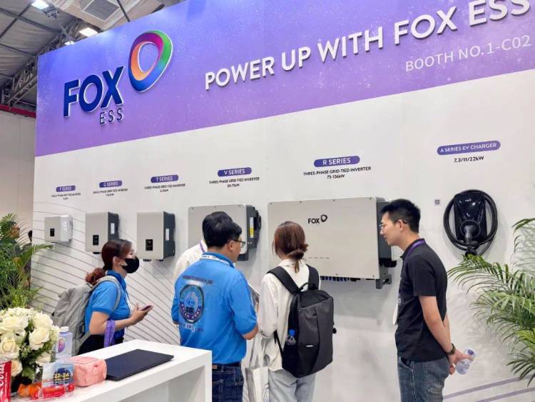 把握越南市场脉搏，麦田能源亮相2025年Solar & Storage Live Vietnam