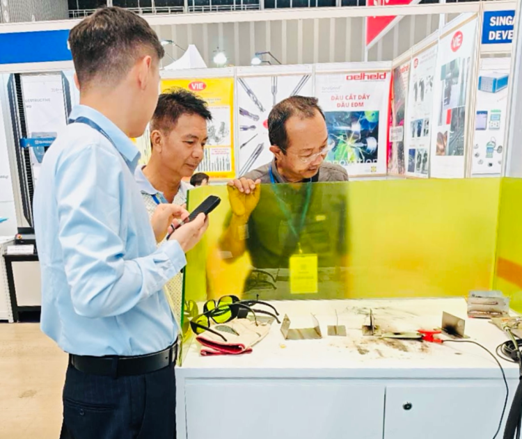 思创激光闪耀2025年越南MTA展会，硬核科技开启东盟工业新篇章