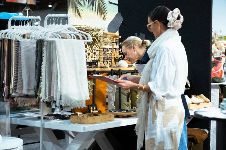 新西兰基督城国际冬季礼品及家具用品展览会：专注于礼品与家具