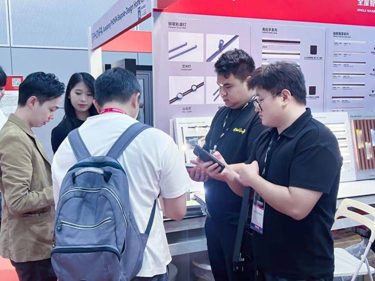 首日盛况！欧铂丽、玛格、百得胜、诗尼曼、科凡、西舞等20余家品牌集群首秀2025年马来西亚ARCHIDEX展