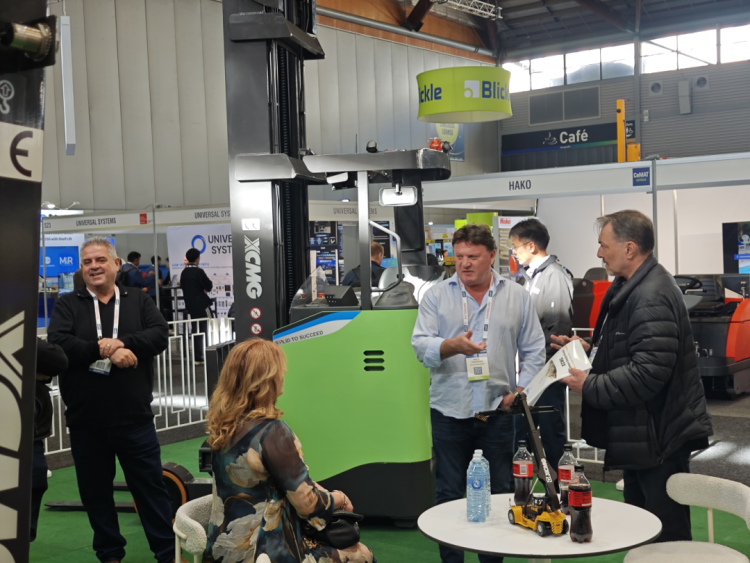 徐工叉车首次亮相2025年CeMAT Australia｜为澳物料搬运增添“青山绿”