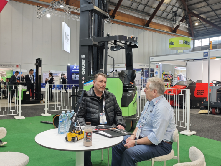 徐工叉车首次亮相2025年CeMAT Australia｜为澳物料搬运增添“青山绿”