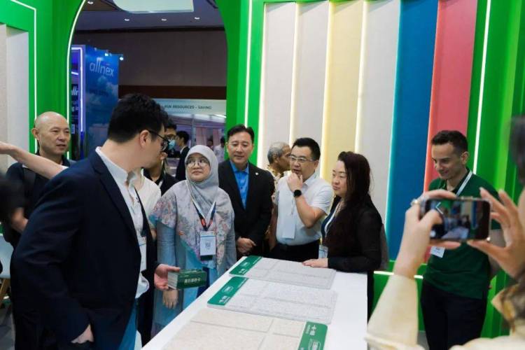 闪耀2025年印尼涂料展 三棵树海外市场布局再提速
