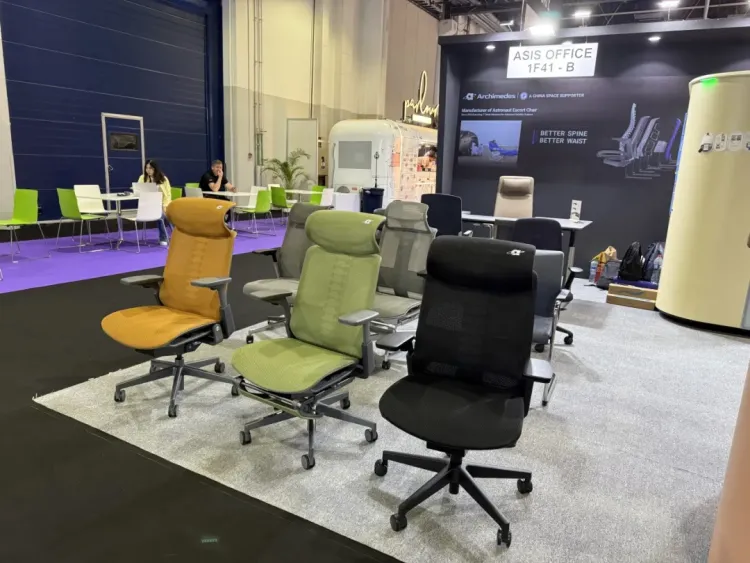 新椅会老友，阿基米德新品亮相2025年迪拜家具展展INDEX