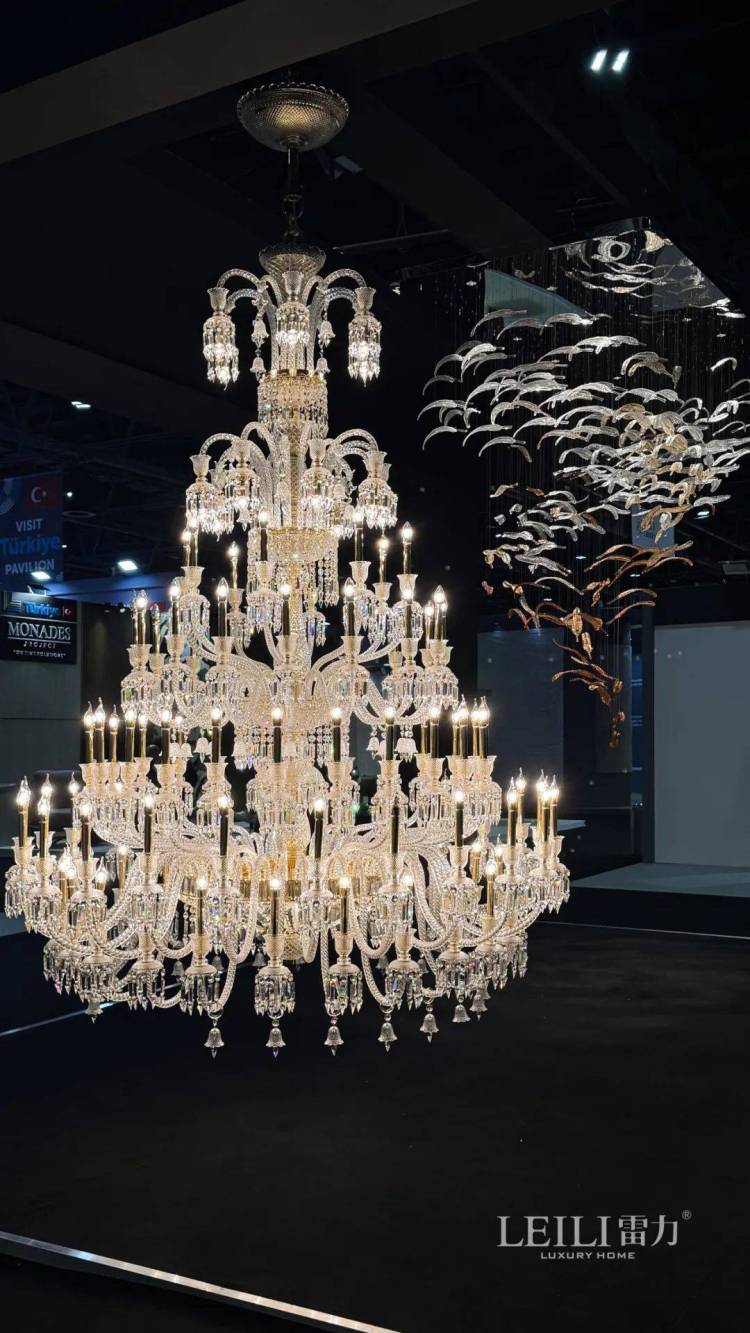 雷力灯饰 × INDEX DUBAI 2025迪拜家具展｜璀璨落幕，精彩继续