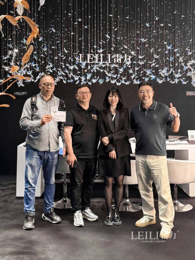 雷力灯饰 × INDEX DUBAI 2025迪拜家具展｜璀璨落幕，精彩继续