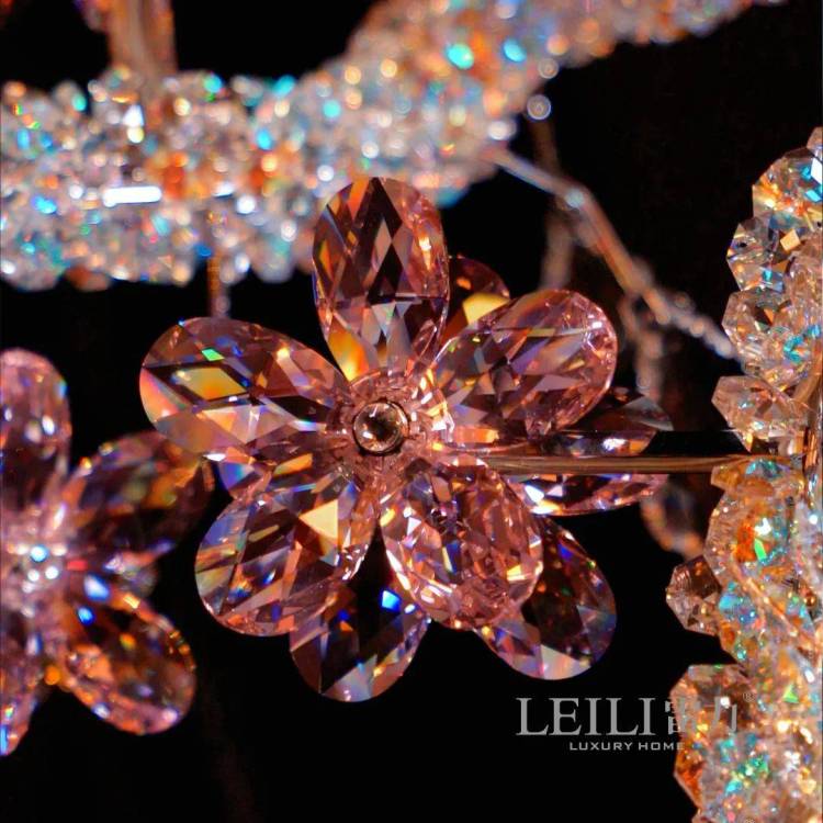 雷力灯饰 × INDEX DUBAI 2025迪拜家具展｜璀璨落幕，精彩继续