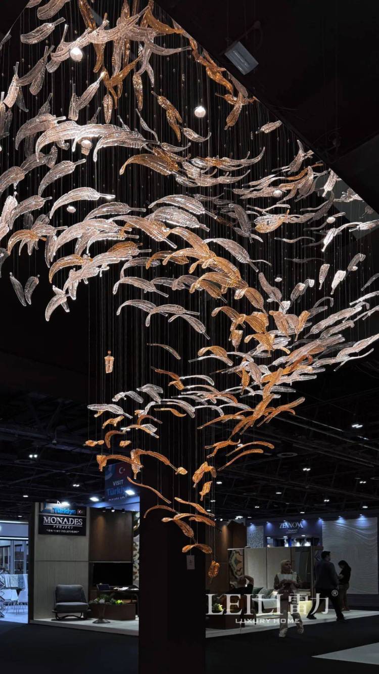 雷力灯饰 × INDEX DUBAI 2025迪拜家具展｜璀璨落幕，精彩继续